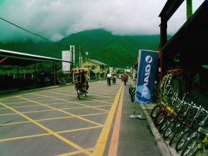 Guanshan Bike Riders
